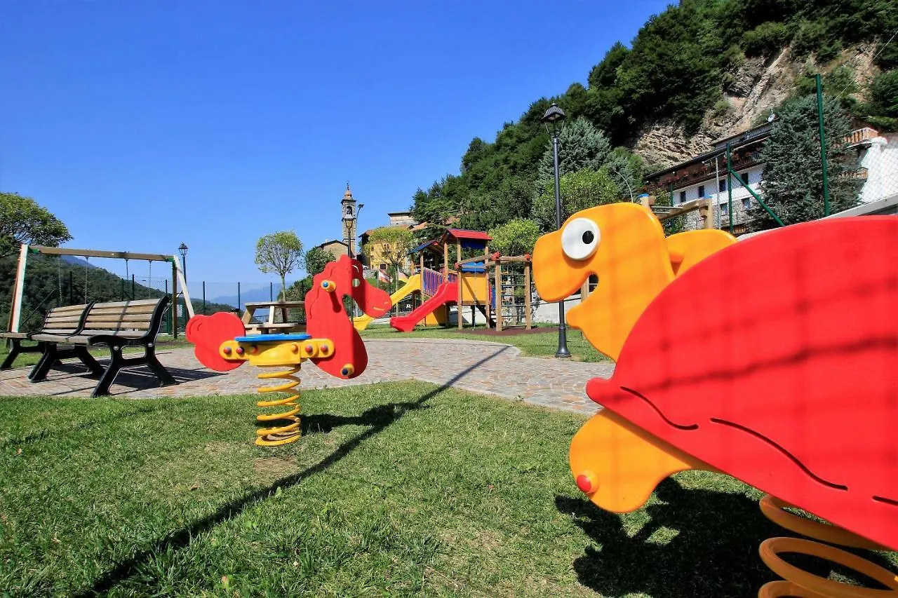 Hotel Oasi Verde Bienno 3*,  İtalya
